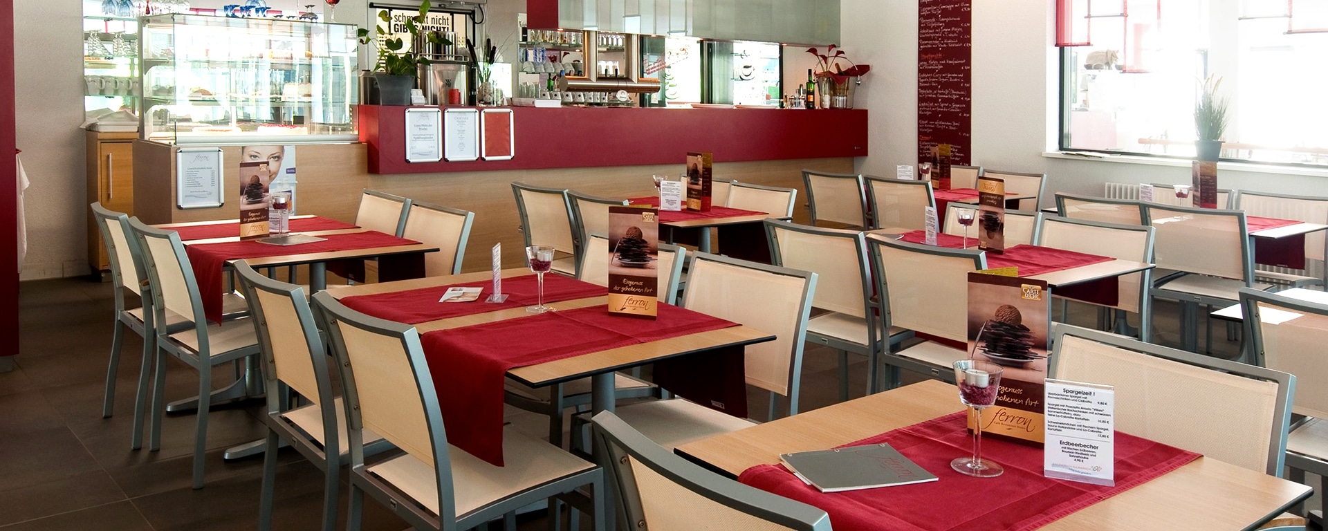 ferron Café Restaurant Bistro Lahn-Dill-Bergland-Therme Bad Endbach, Innenaufnahme